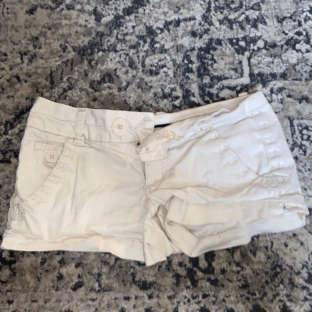 White Shorts with Knitting around pockets!